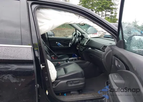 2016 Honda Pilot Touring from USA, damaged, VIN 5FNYF6H97GB097605